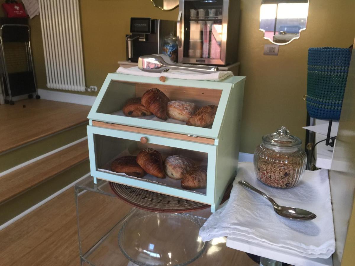 B&B Via Roma 41 벤티밀리아 외부 사진