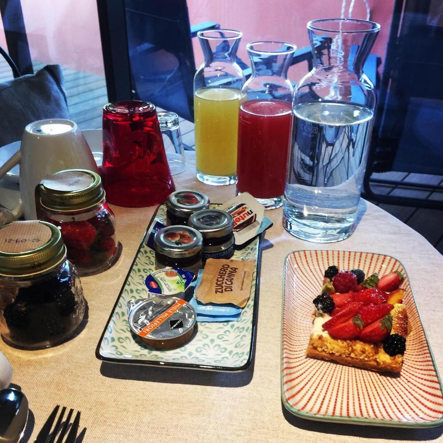 B&B Via Roma 41 벤티밀리아 외부 사진